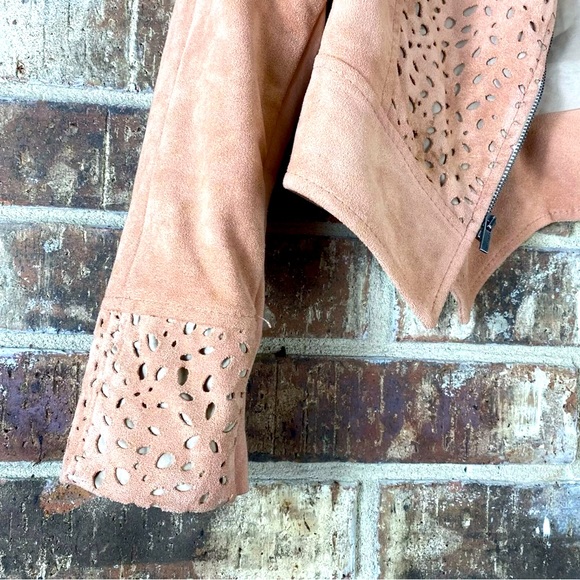 BCBG cropped jacket, apricot suede - Picture 2 of 6